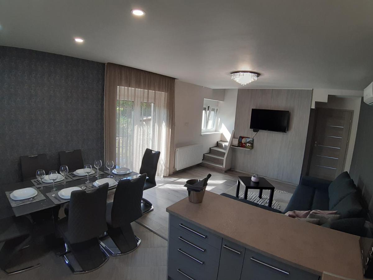 Profi Keco Apartman Balatonalmádi Εξωτερικό φωτογραφία