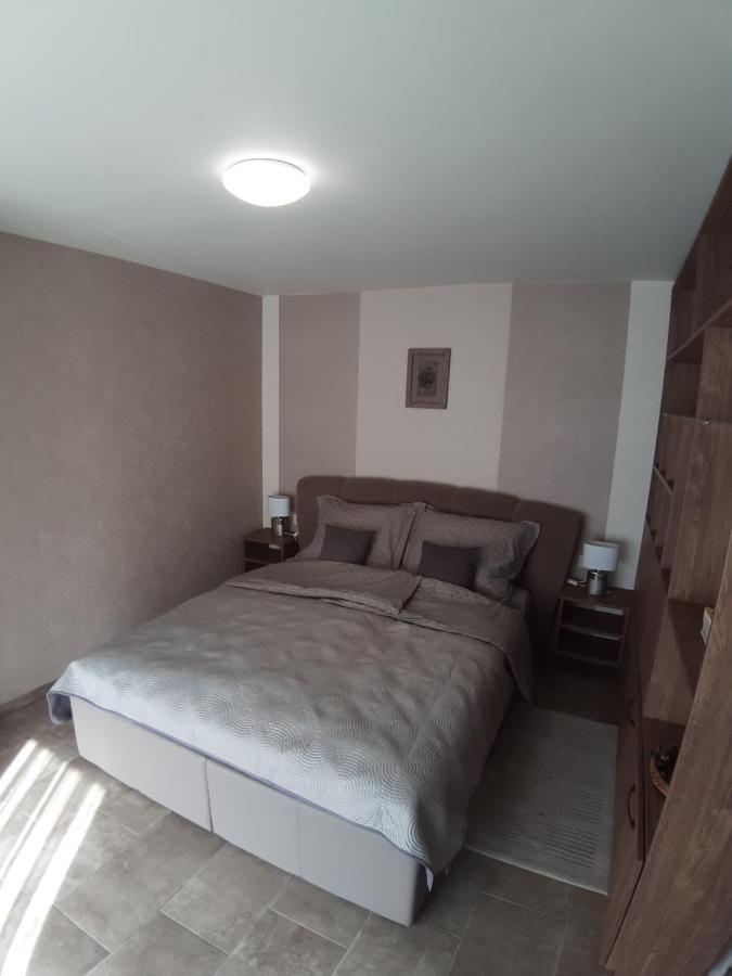 Profi Keco Apartman Balatonalmádi Εξωτερικό φωτογραφία