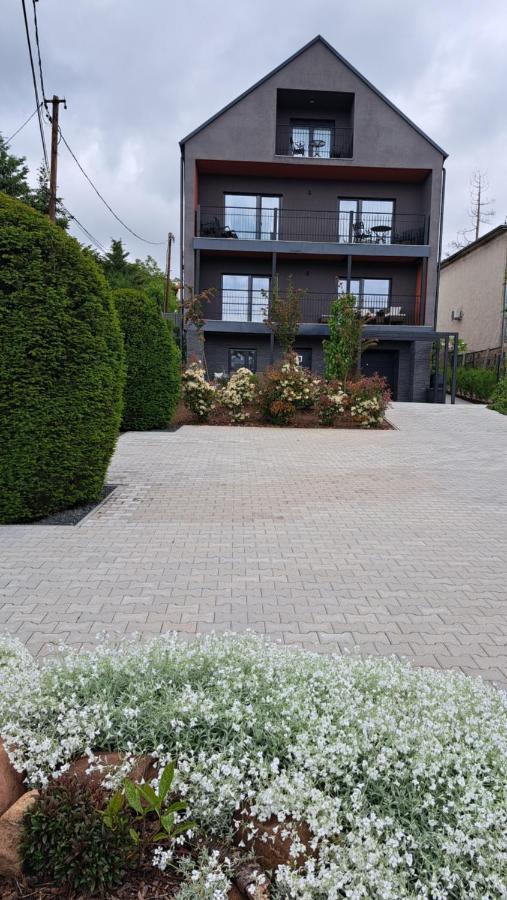 Profi Keco Apartman Balatonalmádi Εξωτερικό φωτογραφία